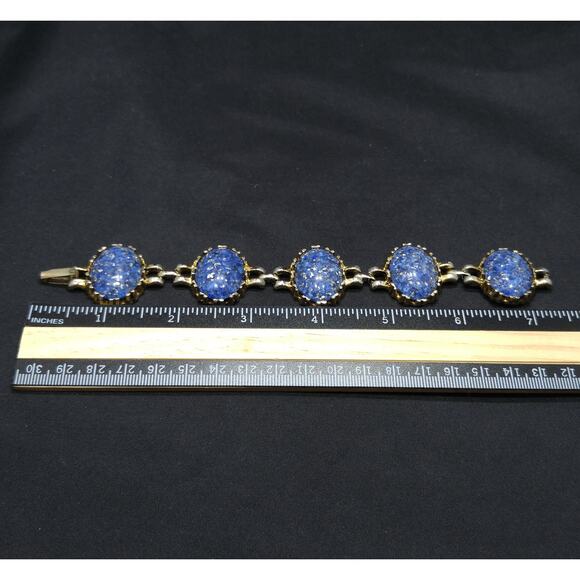 Vintage Blue Lucite Confetti Bracelet, Glitter Flakes, 1950s  Jewelry - Picture 8 of 10